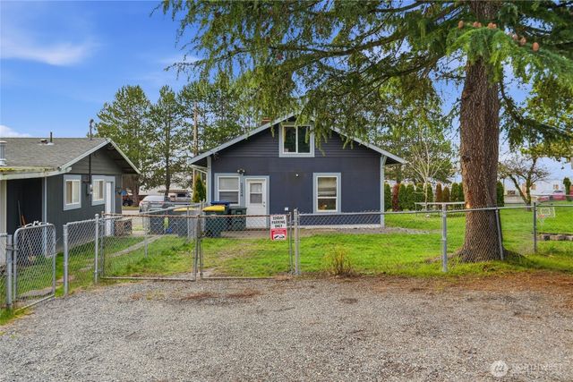 2124 Woburn Street, Bellingham, WA 98229
