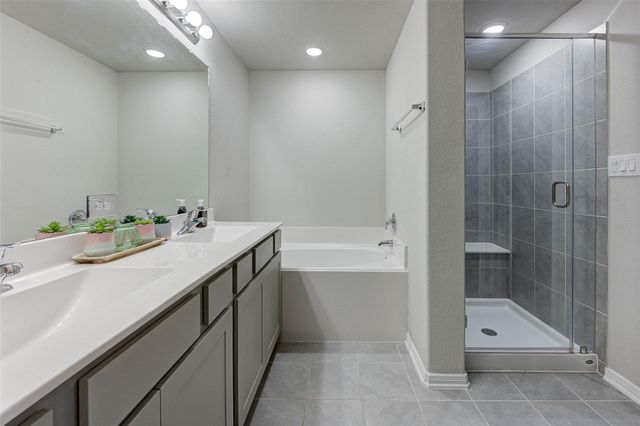 522 N 6th Street, La Porte, TX 77571