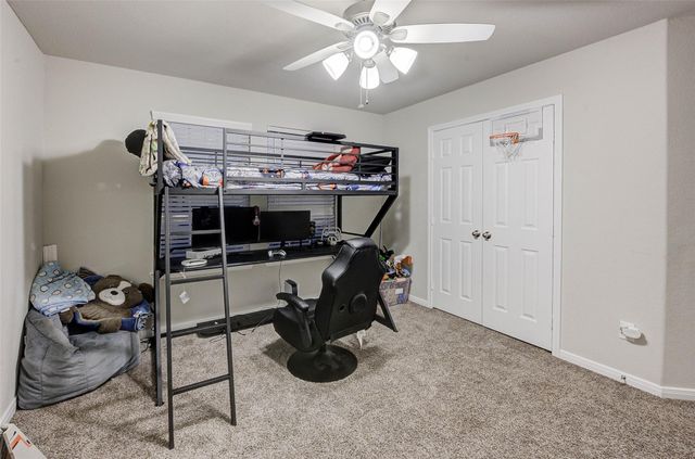 522 N 6th Street, La Porte, TX 77571
