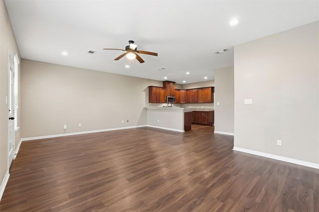 112 Artesian Way, Roman Forest, TX 77357