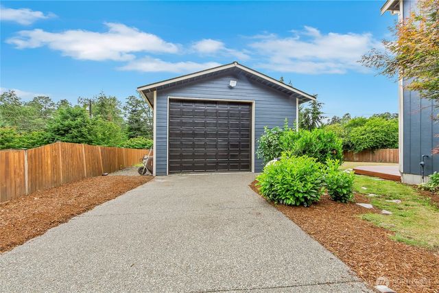 5405 Braywood Lane SE, Olympia, WA 98513