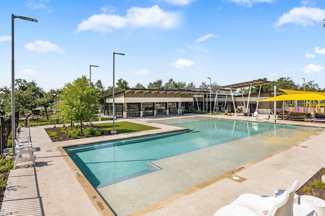 129 Morrison DR, Jarrell, TX 76537