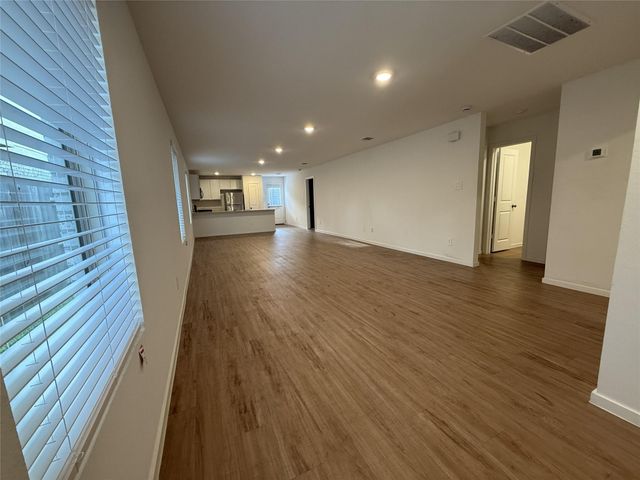 529 Falling Cave Drive, Willis, TX 77378