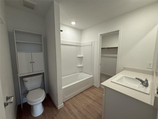 529 Falling Cave Drive, Willis, TX 77378
