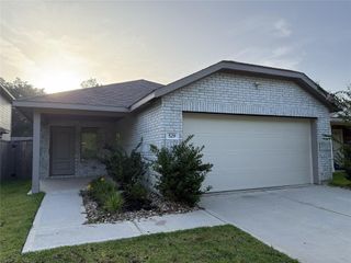 529 Falling Cave Drive, Willis, TX 77378