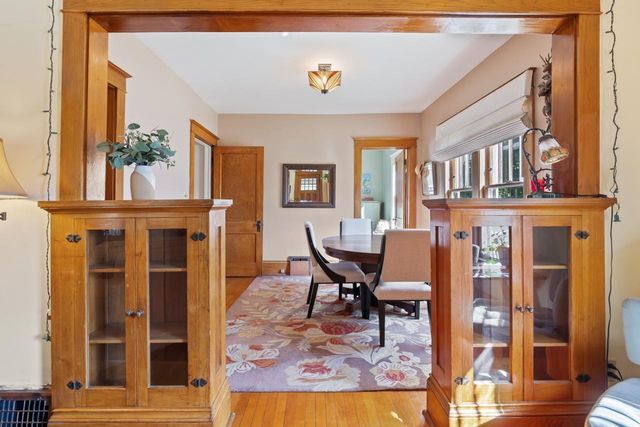 301 8th Avenue N, Hopkins, MN 55343