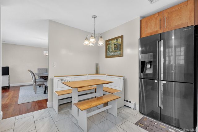 3158 Stoneleigh Court, Yorktown Heights, NY 10598