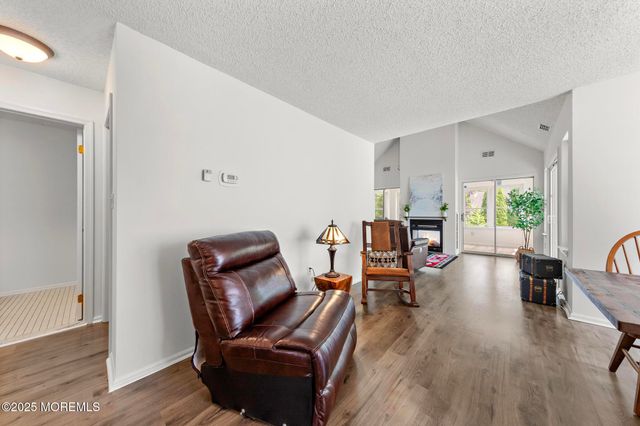 107 Deerfield Drive, Manahawkin, NJ 08050