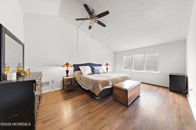 107 Deerfield Drive, Manahawkin, NJ 08050