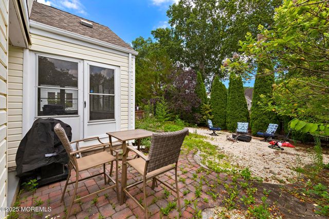 107 Deerfield Drive, Manahawkin, NJ 08050