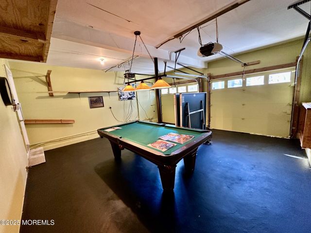 107 Deerfield Drive, Manahawkin, NJ 08050