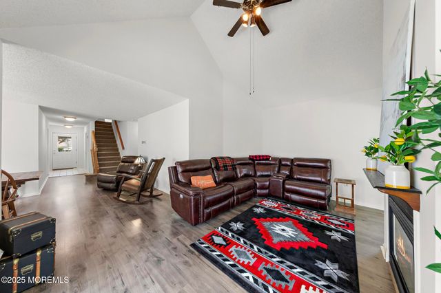 107 Deerfield Drive, Manahawkin, NJ 08050