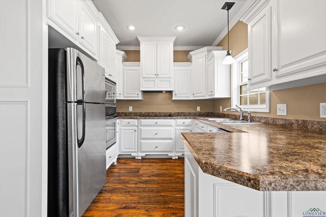 411 W Austin, Jefferson, TX 75657