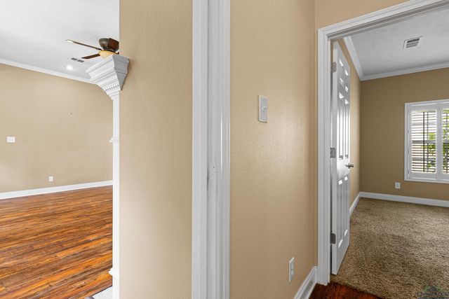 411 W Austin, Jefferson, TX 75657