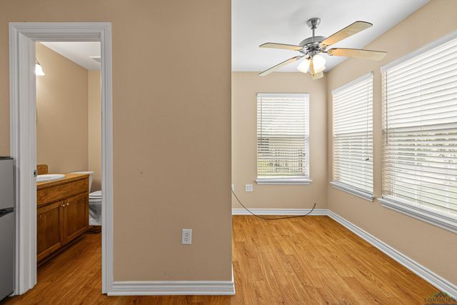 411 W Austin, Jefferson, TX 75657