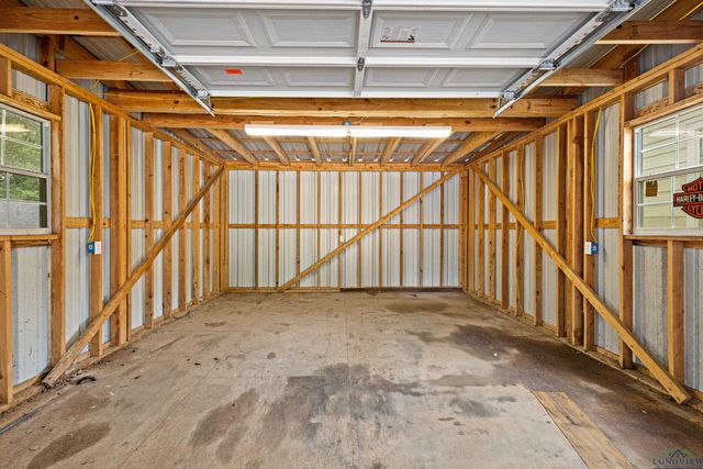 411 W Austin, Jefferson, TX 75657