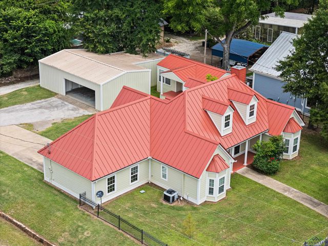 411 W Austin, Jefferson, TX 75657