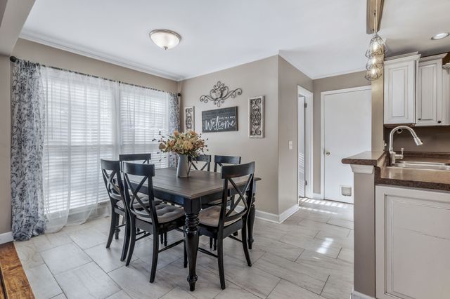 727 Harpeth Pkwy, W, Nashville, TN 37221