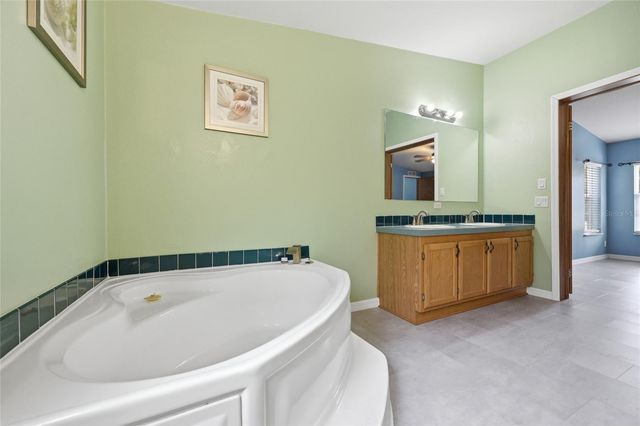 9528 NW 235TH TERRACE, Alachua, FL 32615