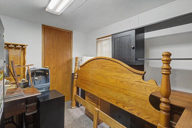 16 RAY DR, Denver, PA 17517