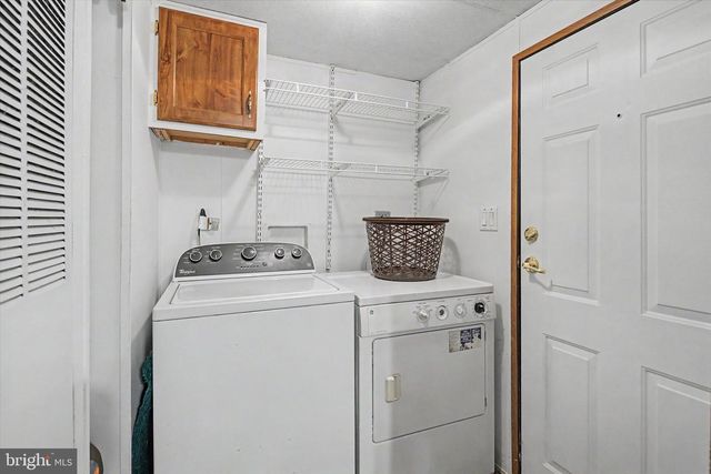 16 RAY DR, Denver, PA 17517
