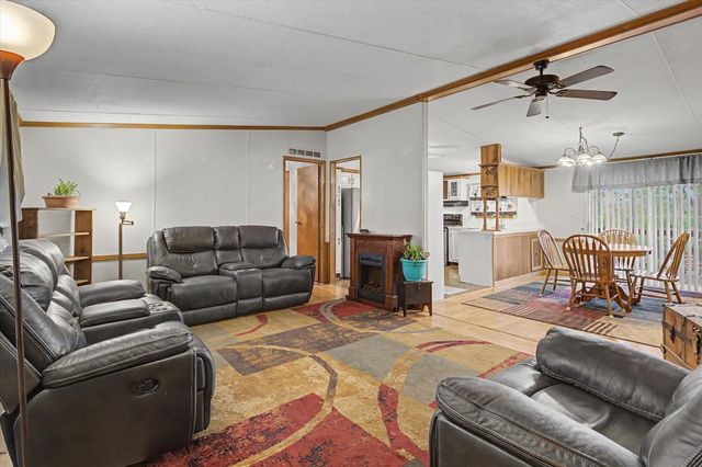 16 RAY DR, Denver, PA 17517