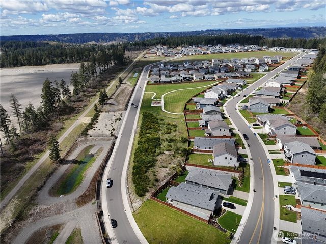 12642 170th Avenue Ct E, Bonney Lake, WA 98391