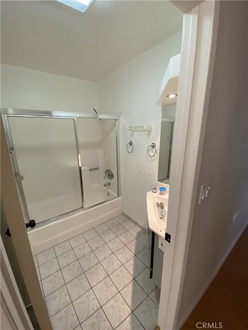 10535 Samoa Avenue, Tujunga, CA 91042