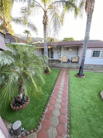 10535 Samoa Avenue, Tujunga, CA 91042