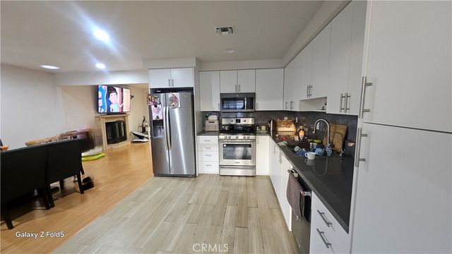 10535 Samoa Avenue, Tujunga, CA 91042