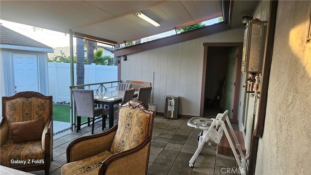 10535 Samoa Avenue, Tujunga, CA 91042