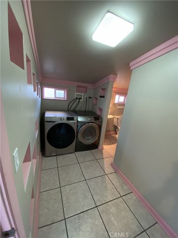 10535 Samoa Avenue, Tujunga, CA 91042