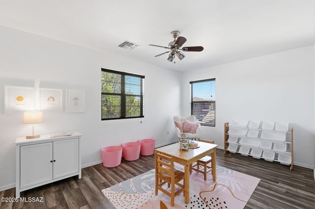 220 W Camino Espiga, Sahuarita, AZ 85629