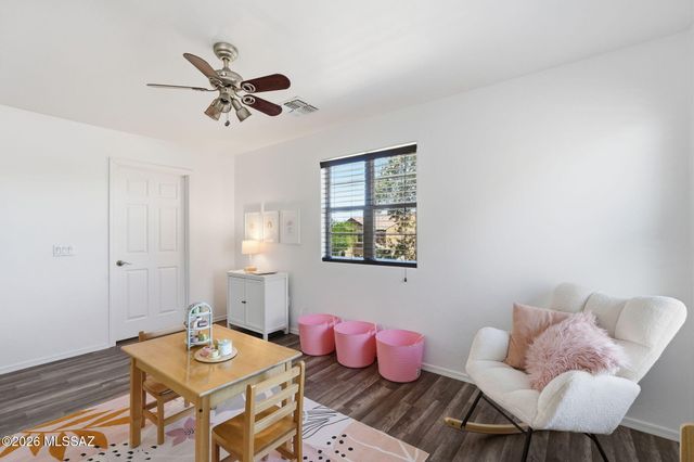 220 W Camino Espiga, Sahuarita, AZ 85629
