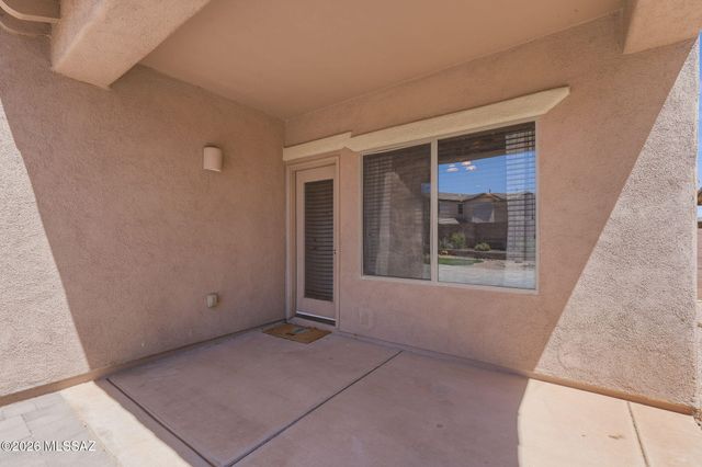220 W Camino Espiga, Sahuarita, AZ 85629