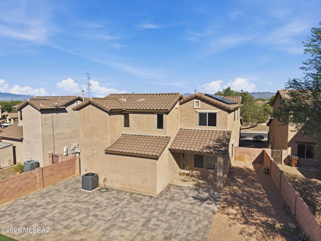 220 W Camino Espiga, Sahuarita, AZ 85629