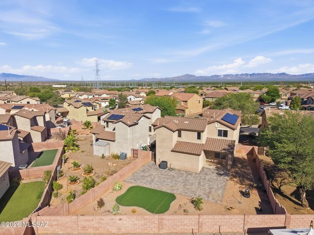 220 W Camino Espiga, Sahuarita, AZ 85629