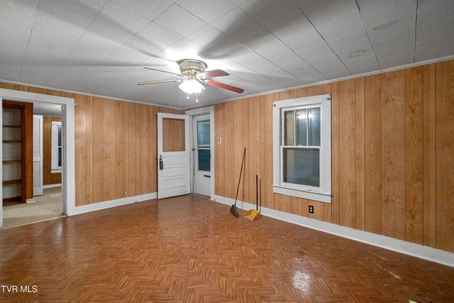 200 Doughtys Chapel Road, Greeneville, TN 37745