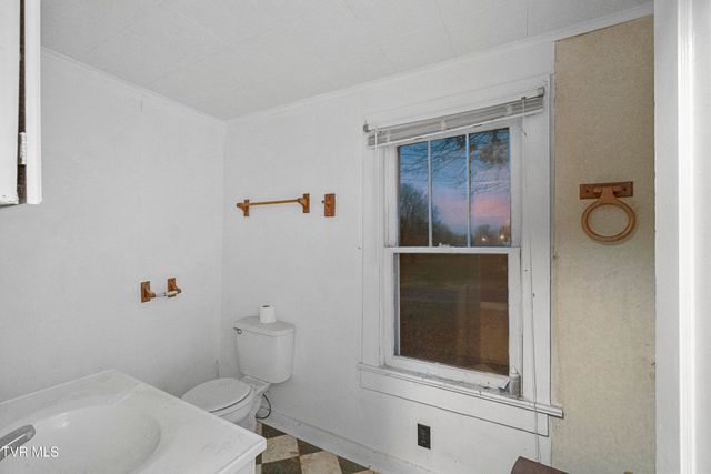 200 Doughtys Chapel Road, Greeneville, TN 37745