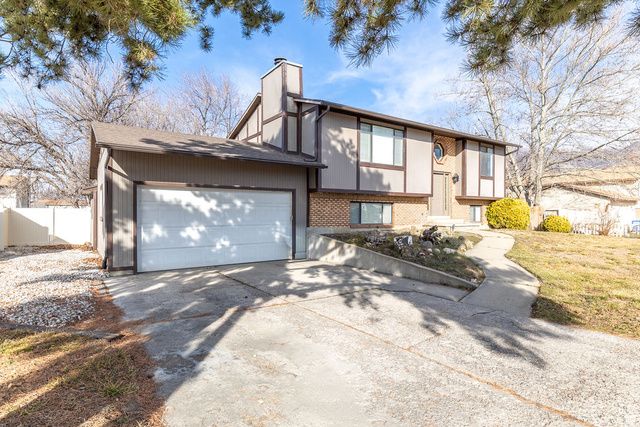 722 W 2250 N, West Bountiful, UT 84087