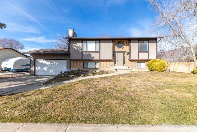 722 W 2250 N, West Bountiful, UT 84087