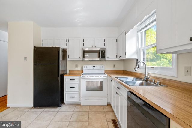 10225 ALLVIEW DR, Frederick, MD 21701