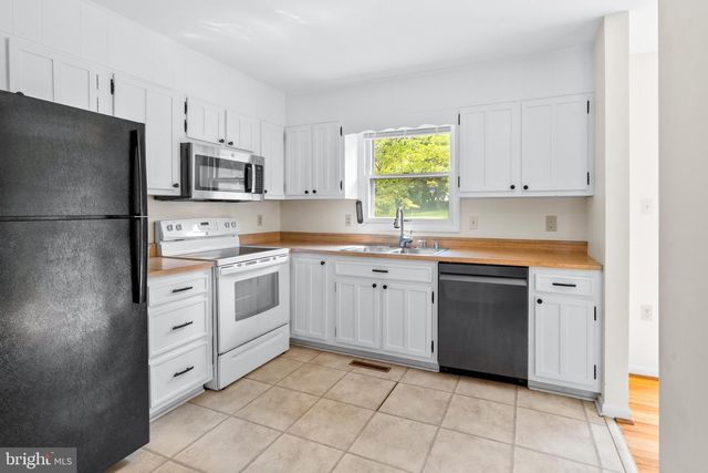 10225 ALLVIEW DR, Frederick, MD 21701