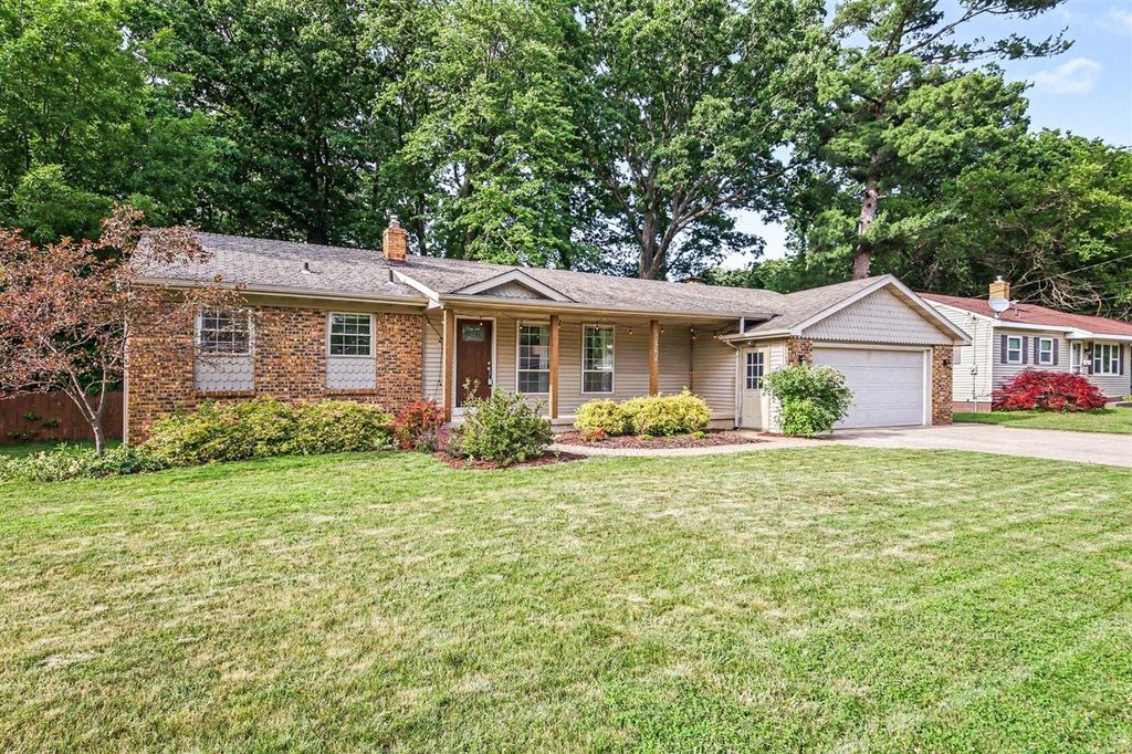 2467 43rd Street, Wyoming, MI 49519
