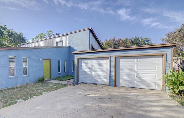 1807 Briar Hill DR A, Austin, TX 78741