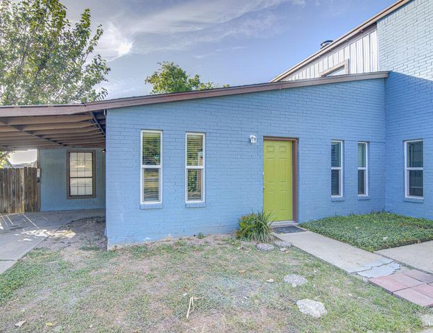1807 Briar Hill DR A, Austin, TX 78741