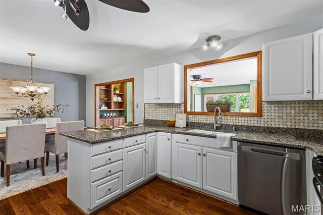 11805 Birmington Drive, Bridgeton, MO 63044