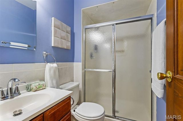 11805 Birmington Drive, Bridgeton, MO 63044