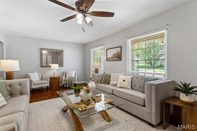 11805 Birmington Drive, Bridgeton, MO 63044