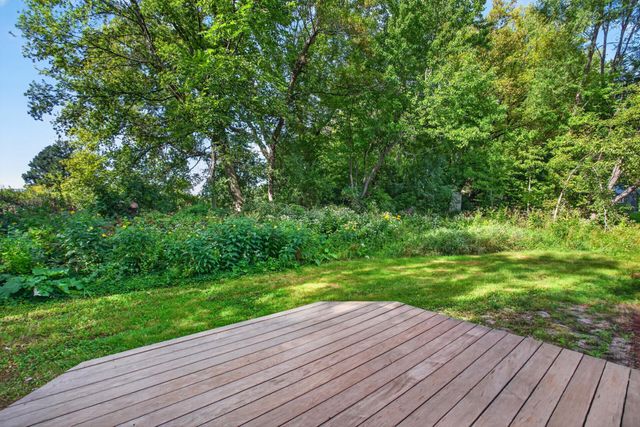 2633 Nightingale Court, Chaska, MN 55318